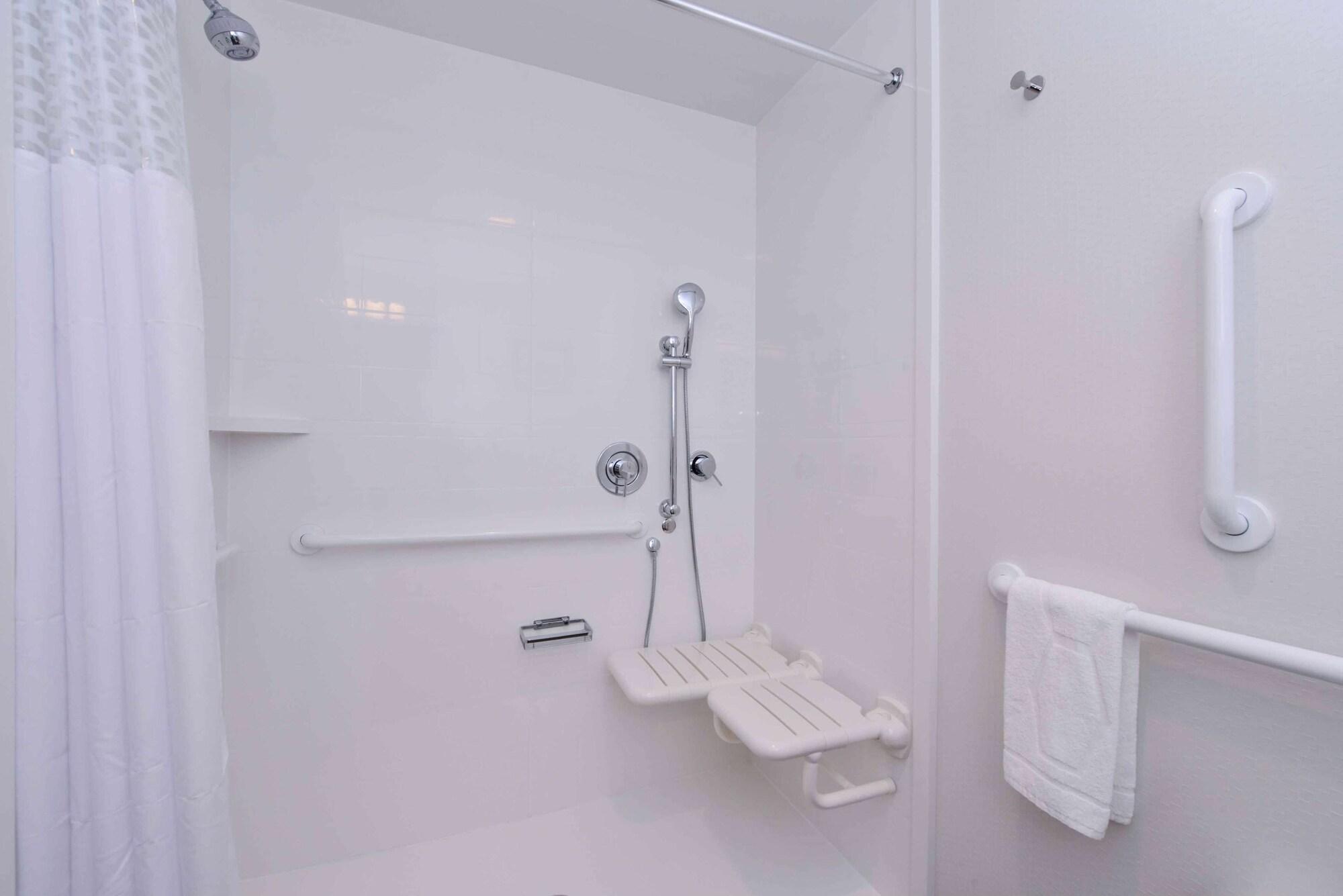Hotel Hampton Pittsburgh - - Cranberry South Wexford