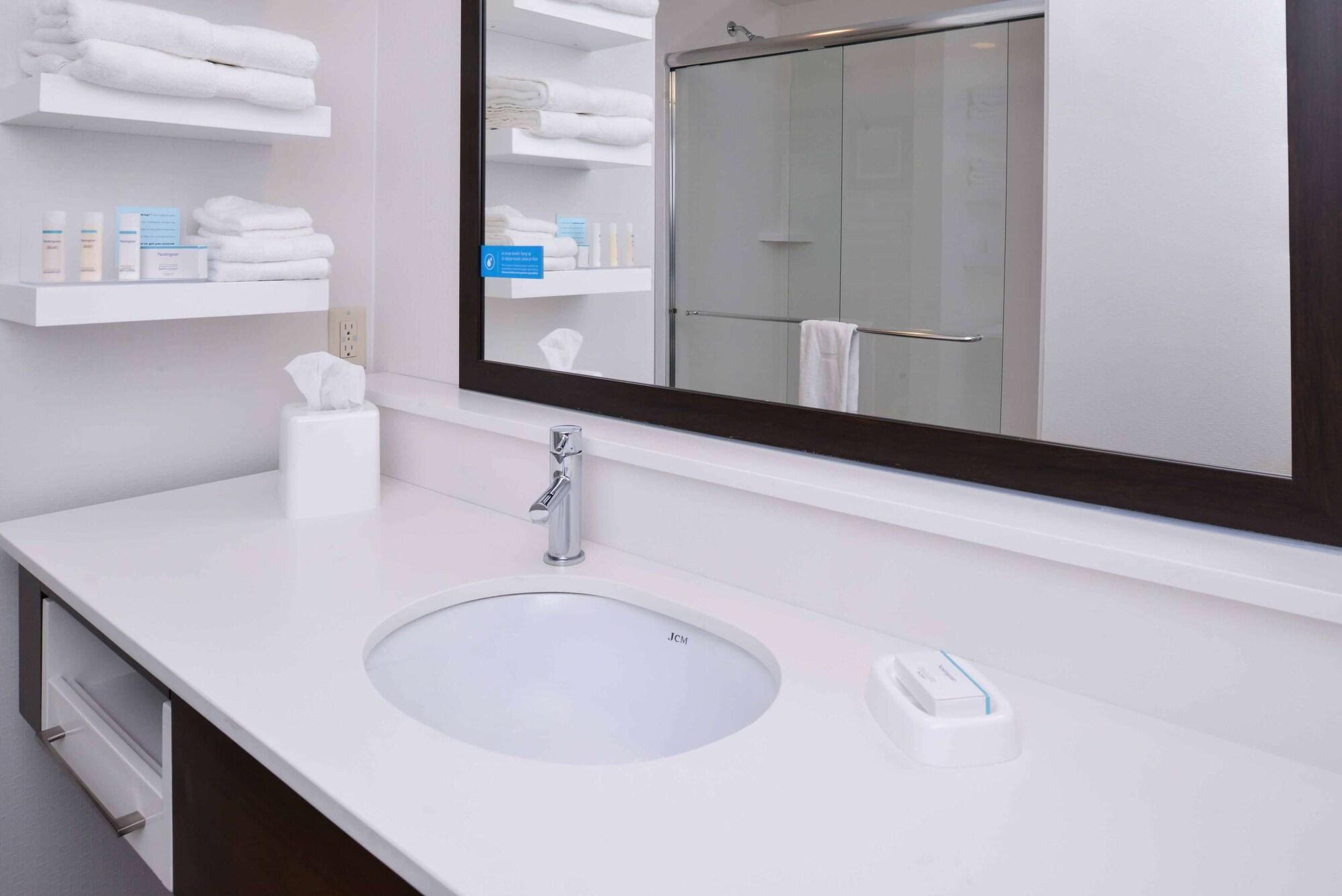 Hotel Hampton Pittsburgh - - Cranberry South